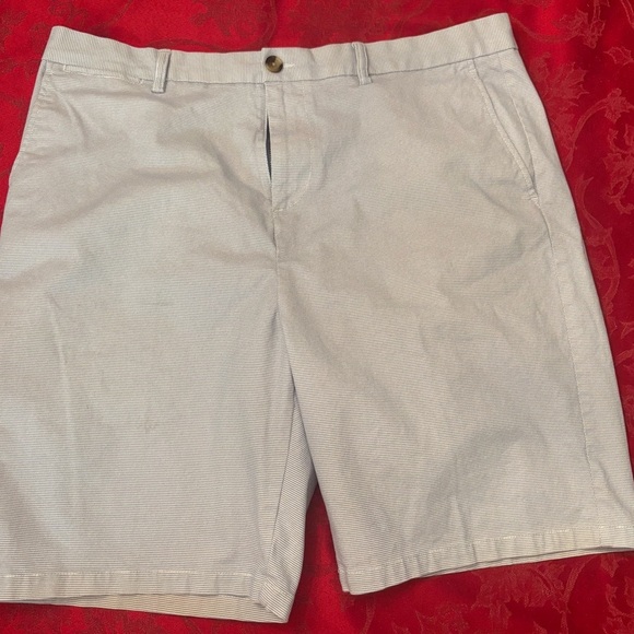 Old Navy Ultimate Slim Fit Shorts Men’s Size 40 – Light Gray Micro Print - Picture 1 of 4